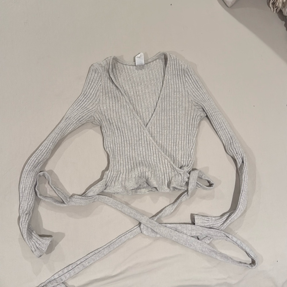 Windsor grey long sleeve sweater